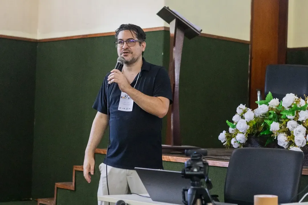 Palestra sobre Astrobiologia ministrada pelo Prof. Dr. João Garcia no I ENEASTRO